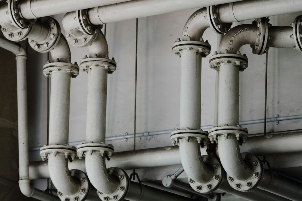 Industrial flanged pipe connections